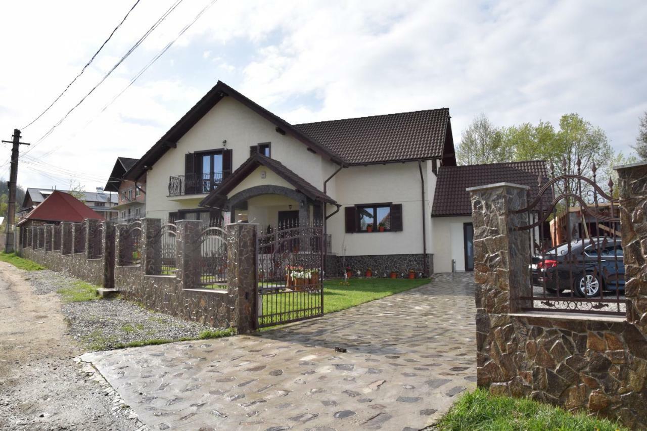 Pensiunea Select Curtea De Arges Exterior photo